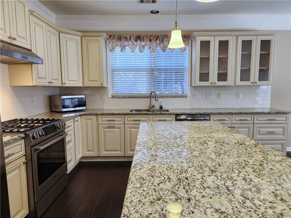 11192 Peachcove Court