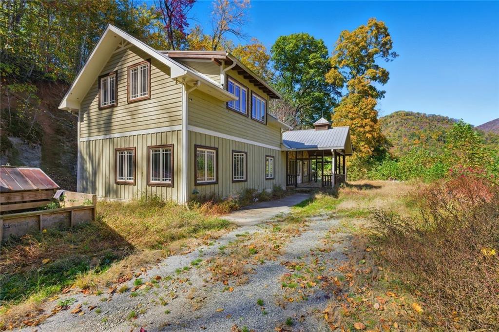 73 Redbird Lane