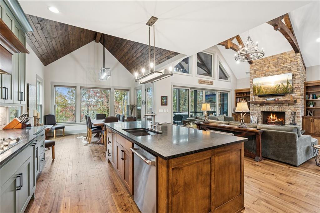 179 Golden Bear Pass