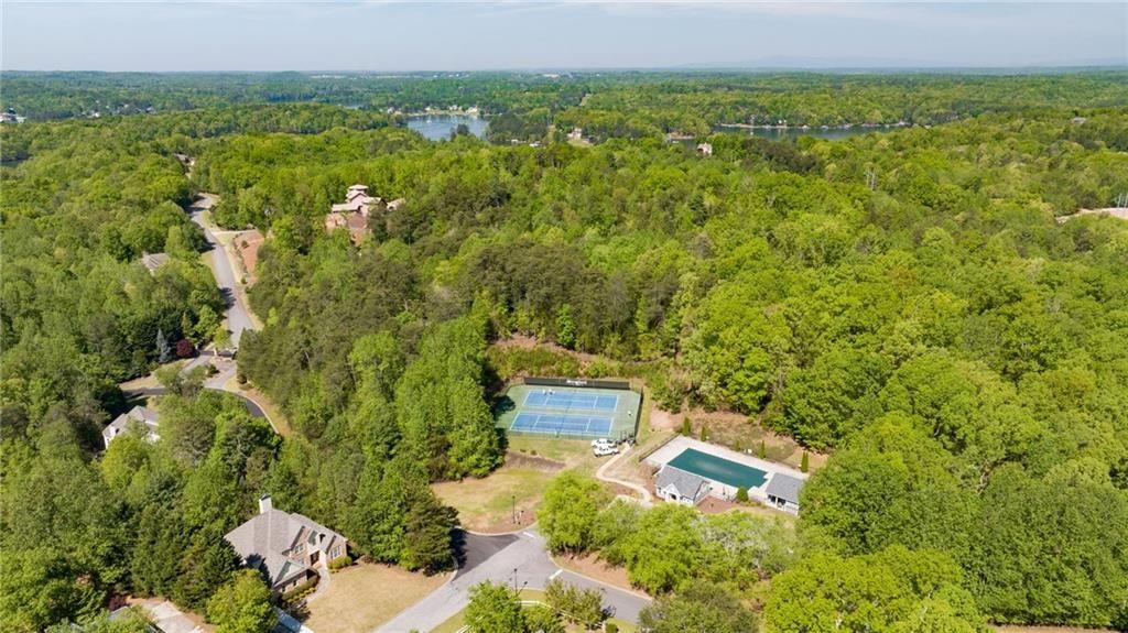 5994 Wellington Avenue