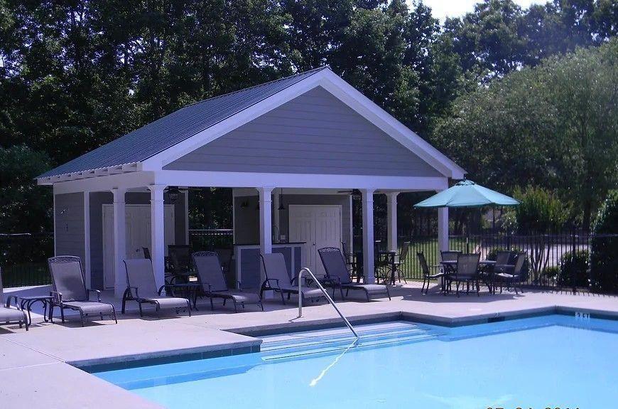 5994 Wellington Avenue