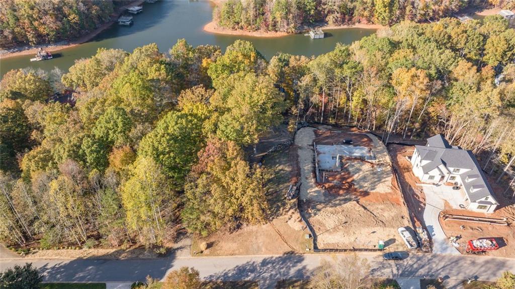 5994 Wellington Avenue