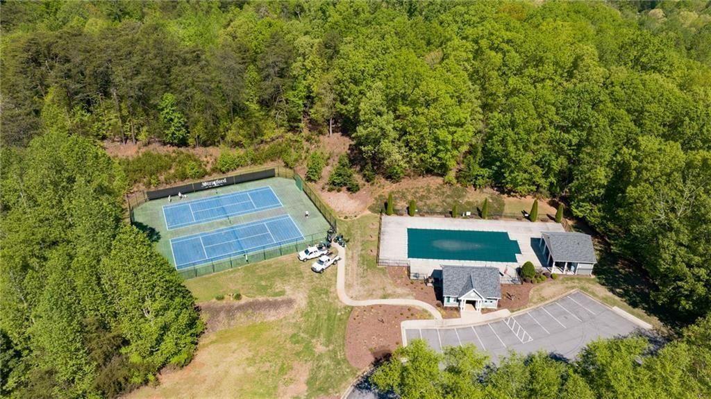 5994 Wellington Avenue