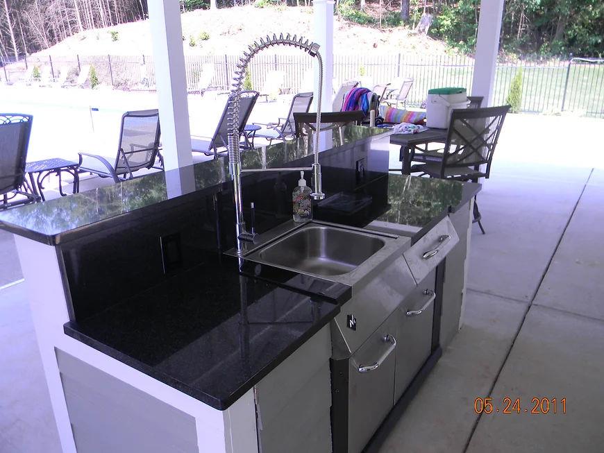 5994 Wellington Avenue