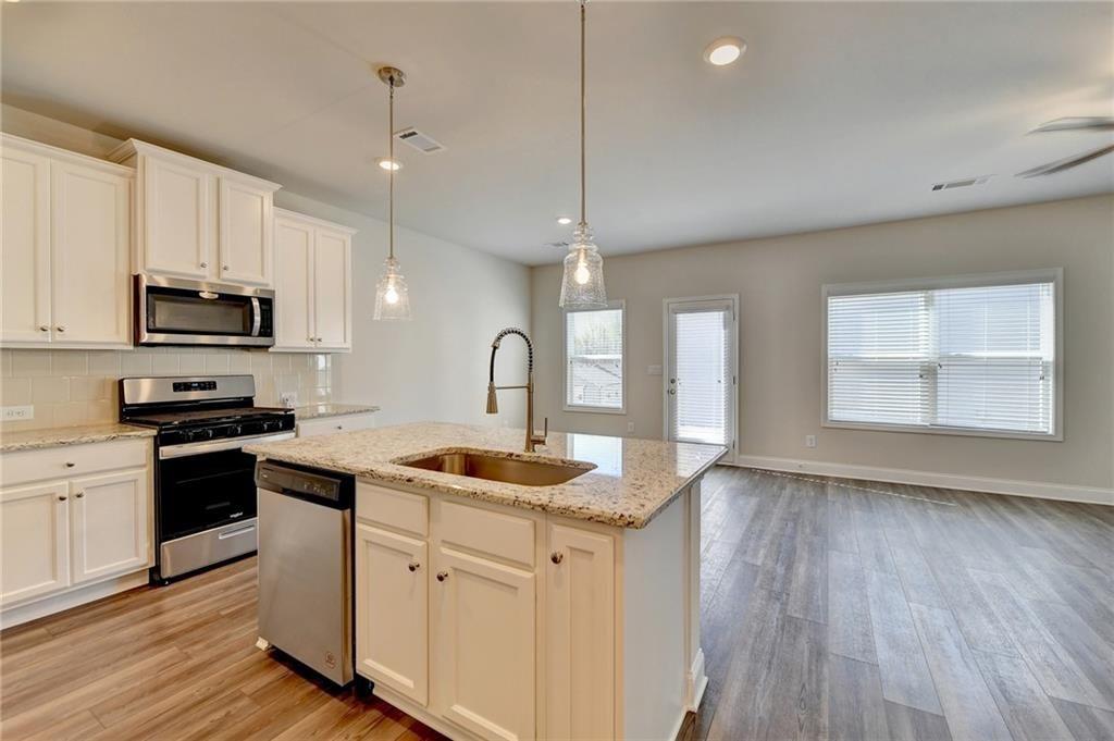 212 Station Overlook Drive