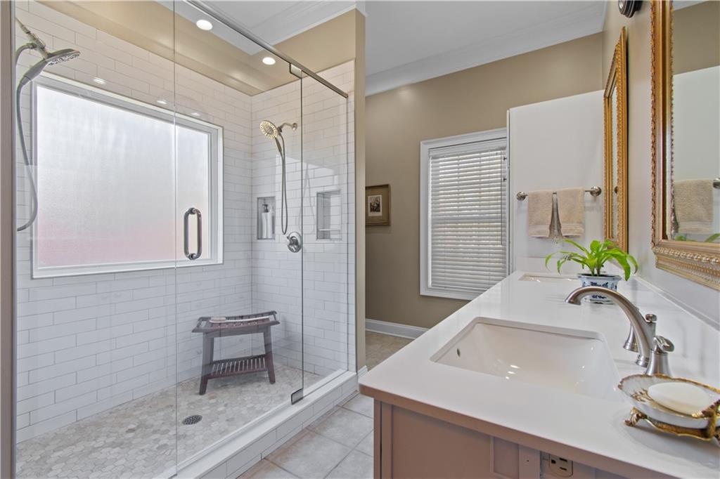 4541 Montclair Circle