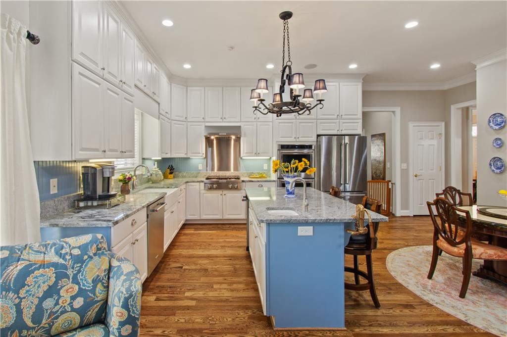 4541 Montclair Circle