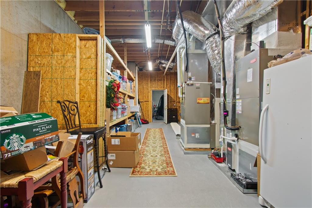 4541 Montclair Circle