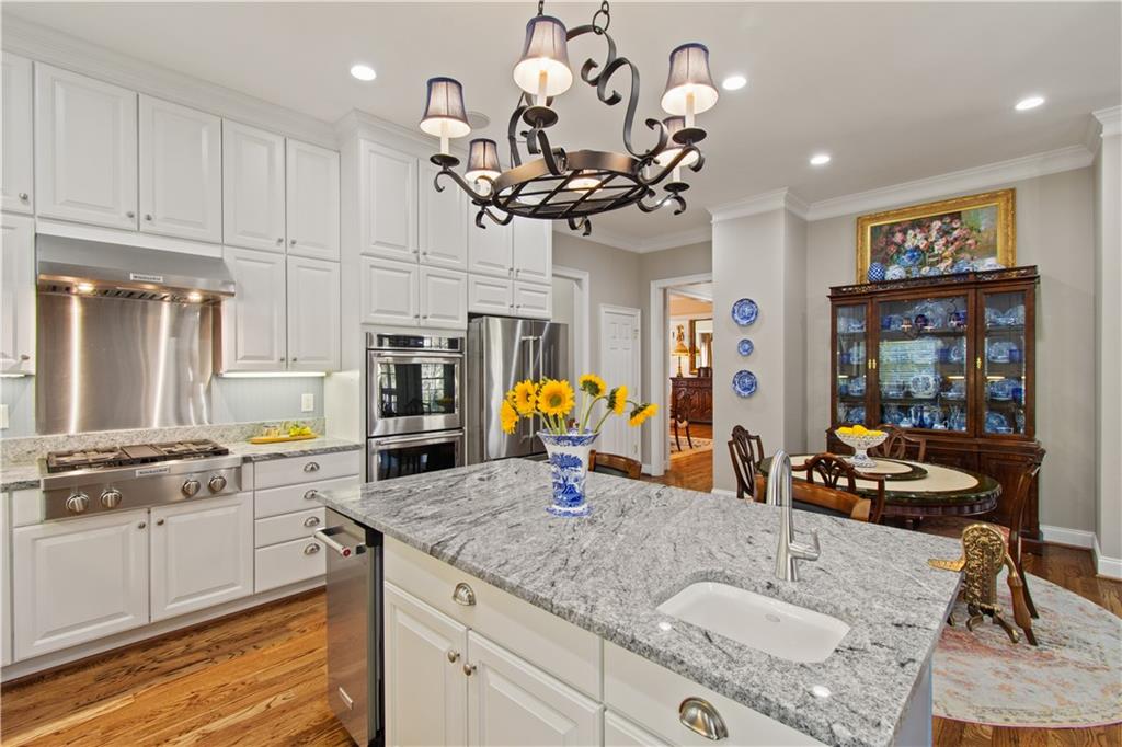 4541 Montclair Circle