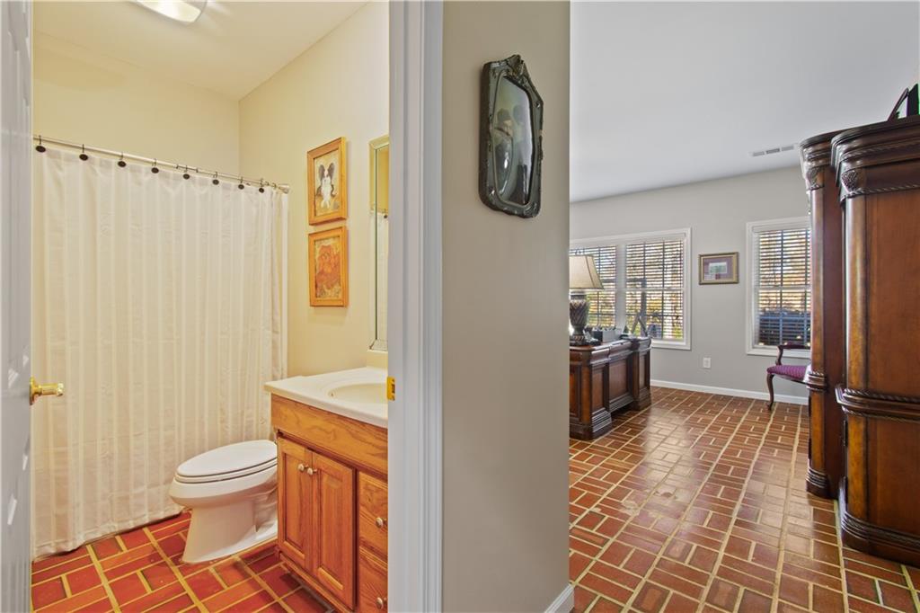 4541 Montclair Circle