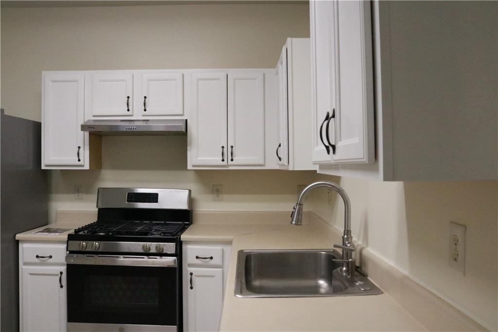 3825 Jackson Shoals Court