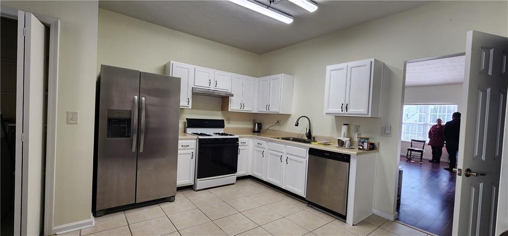 3825 Jackson Shoals Court