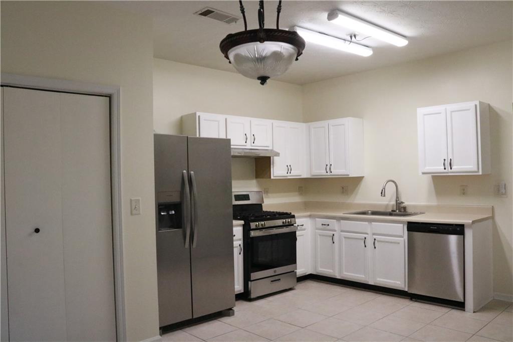 3825 Jackson Shoals Court