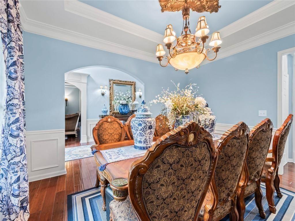 7060 Summit Ridge Chase