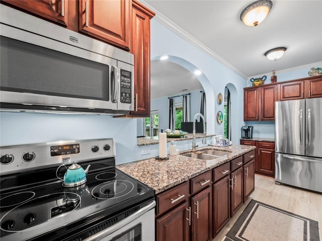 7060 Summit Ridge Chase