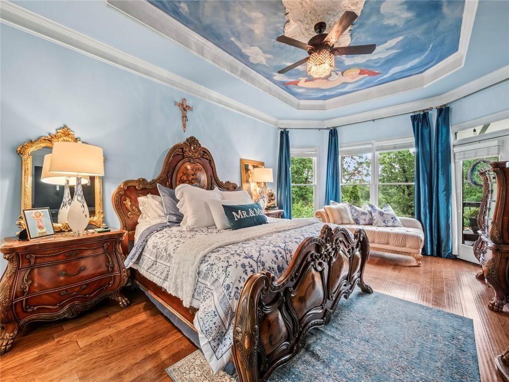 7060 Summit Ridge Chase