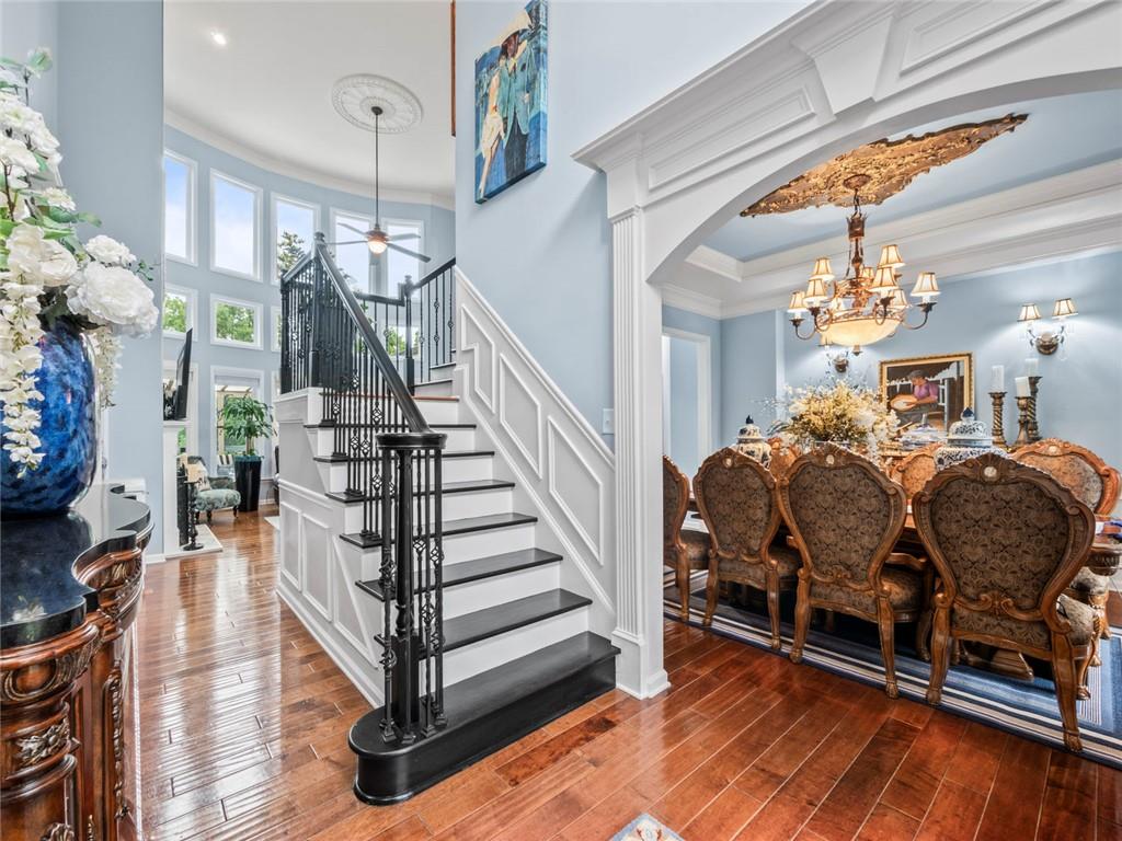 7060 Summit Ridge Chase