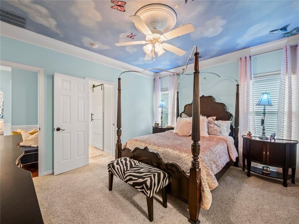 7060 Summit Ridge Chase