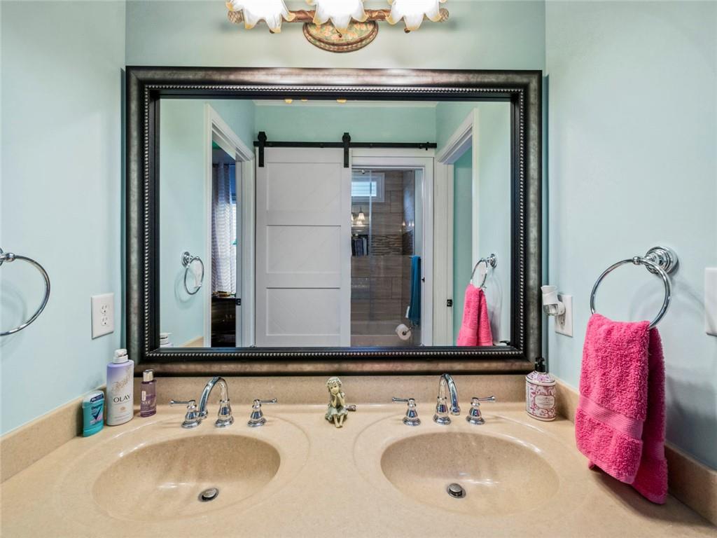 7060 Summit Ridge Chase