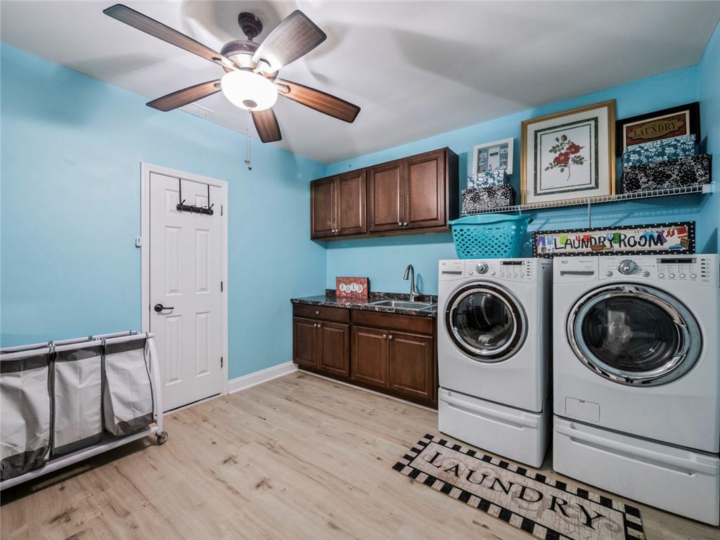 7060 Summit Ridge Chase