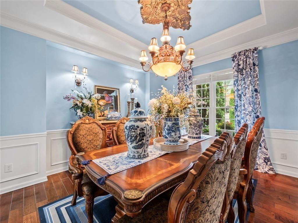 7060 Summit Ridge Chase