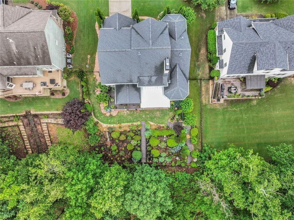 7060 Summit Ridge Chase