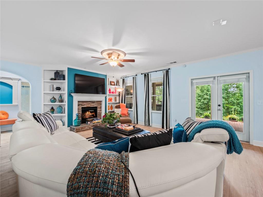 7060 Summit Ridge Chase