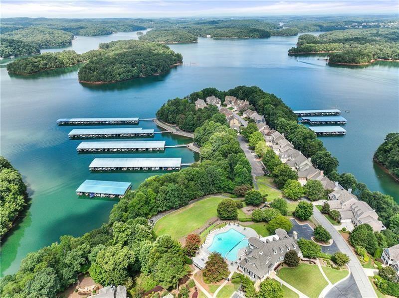 3722 Wavespray Court