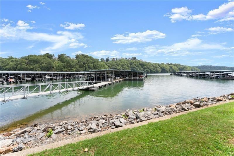 3722 Wavespray Court