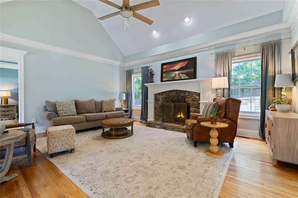 3095 Chattahoochee Trace