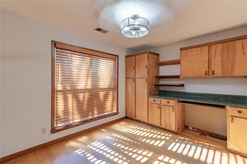 330 Broken Lance Place