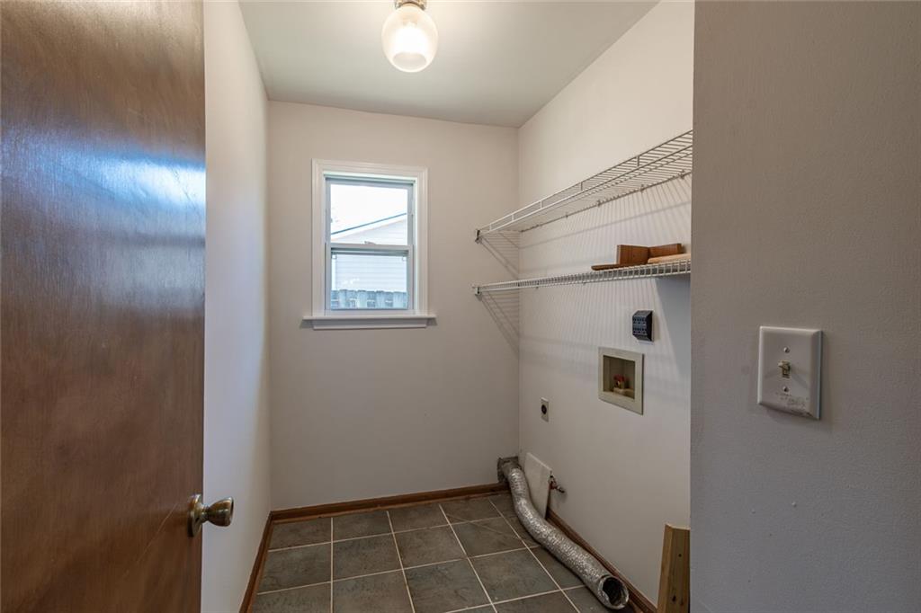 330 Broken Lance Place