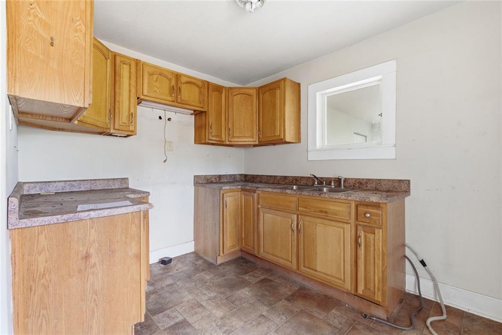 1805 Blue Ridge Drive