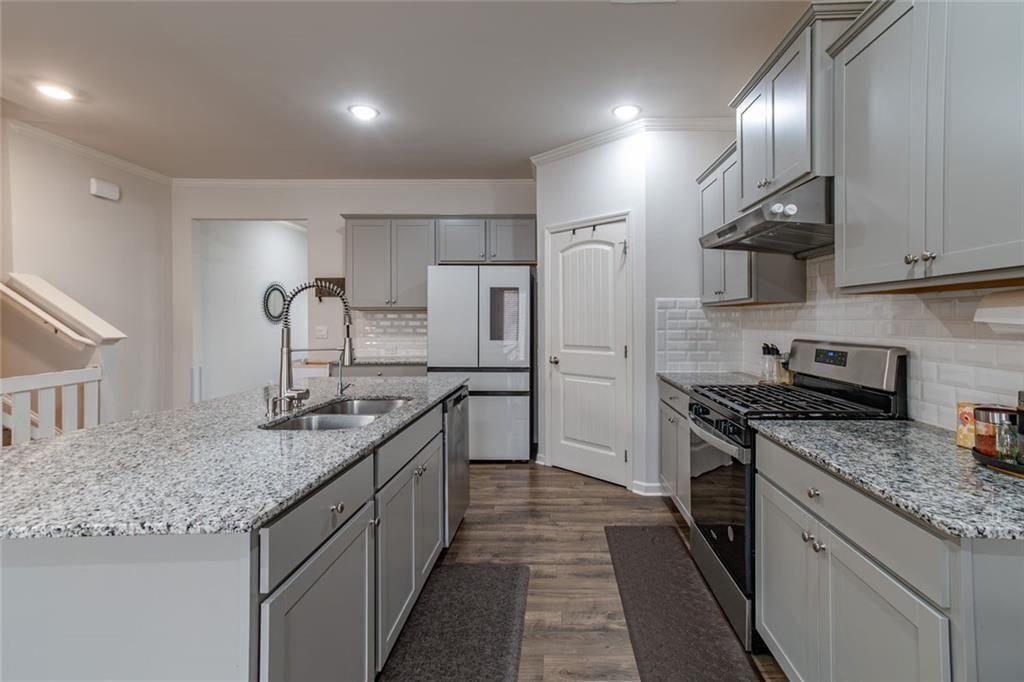 4775 Burningbush Way