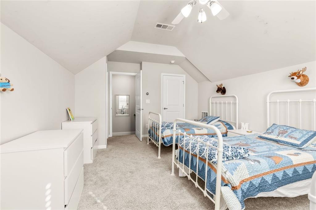 3925 Sierra Knolls Court