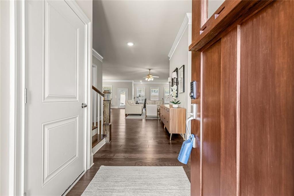 3925 Sierra Knolls Court