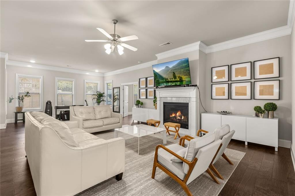 3925 Sierra Knolls Court