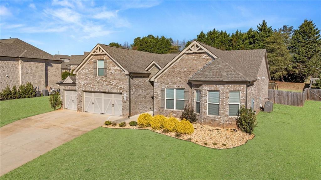 3925 Sierra Knolls Court