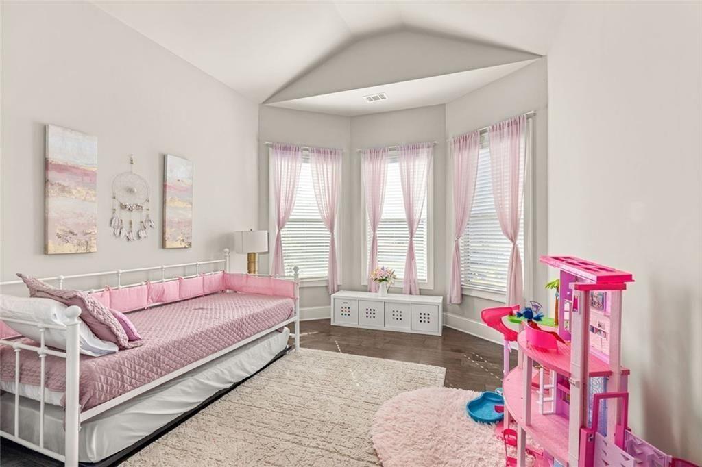 3925 Sierra Knolls Court