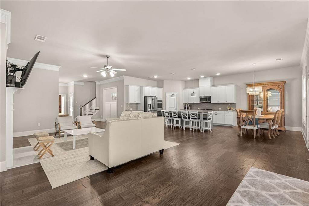 3925 Sierra Knolls Court