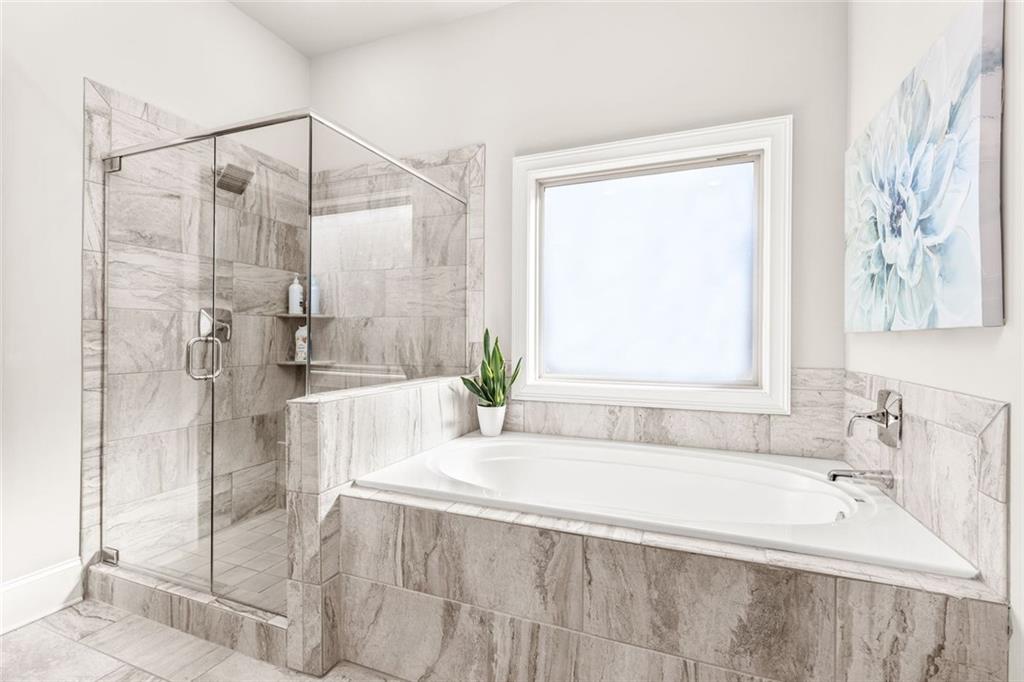 3925 Sierra Knolls Court