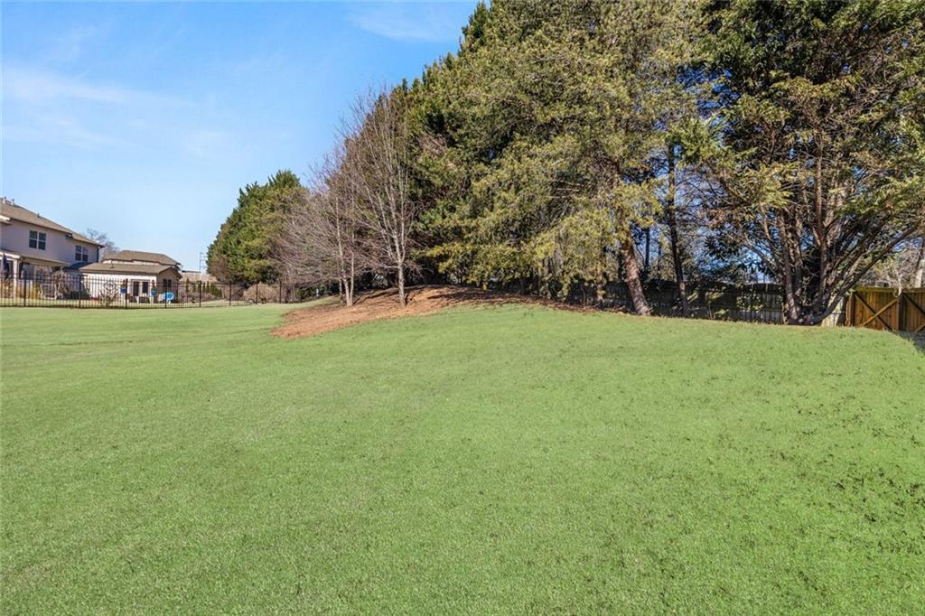 3925 Sierra Knolls Court