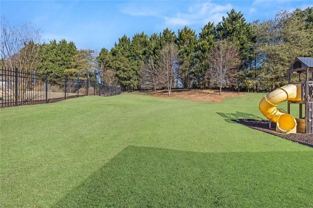 3925 Sierra Knolls Court