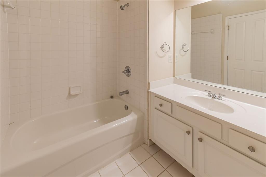 3464 Henderson Reserve