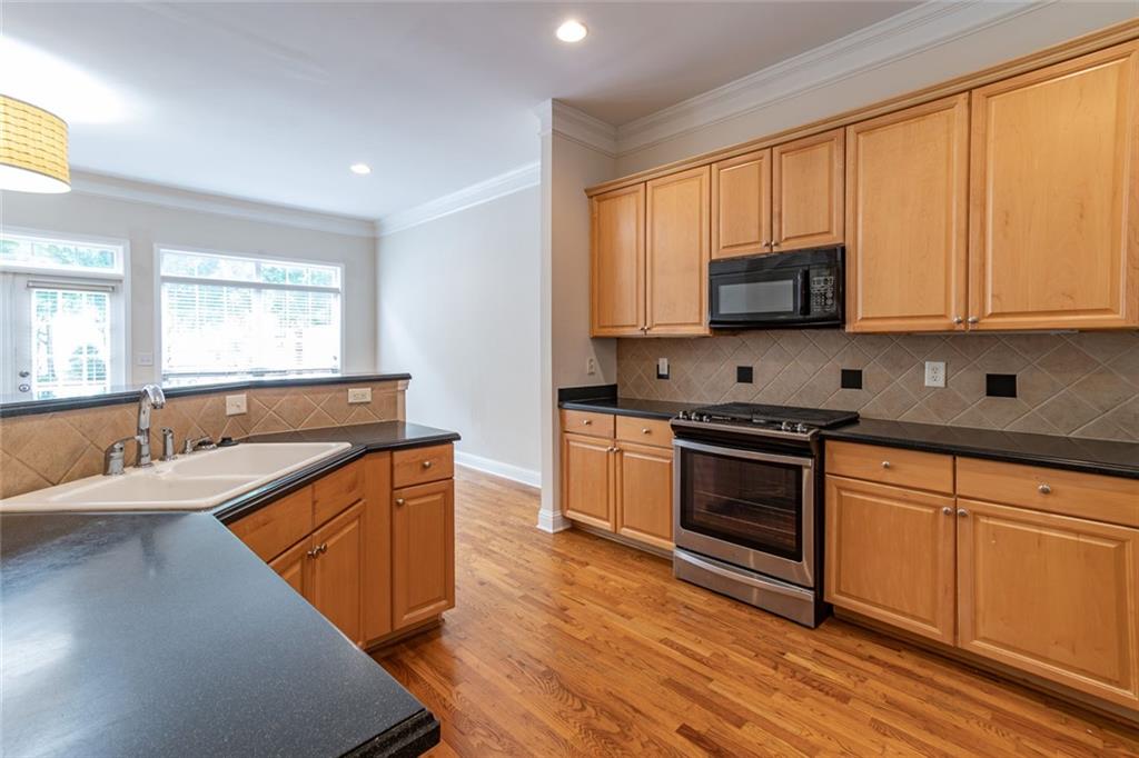 3464 Henderson Reserve