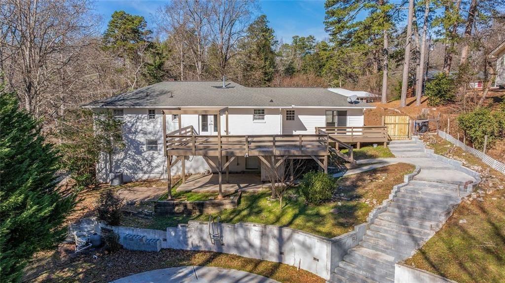 295 Oakland Drive