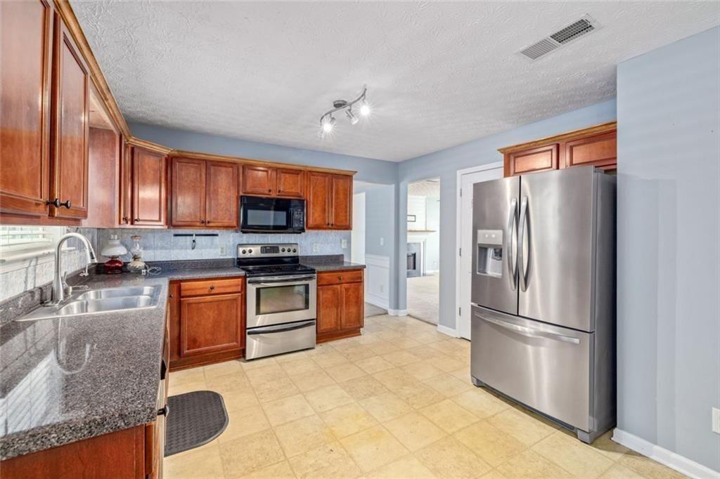 3286 High View Court