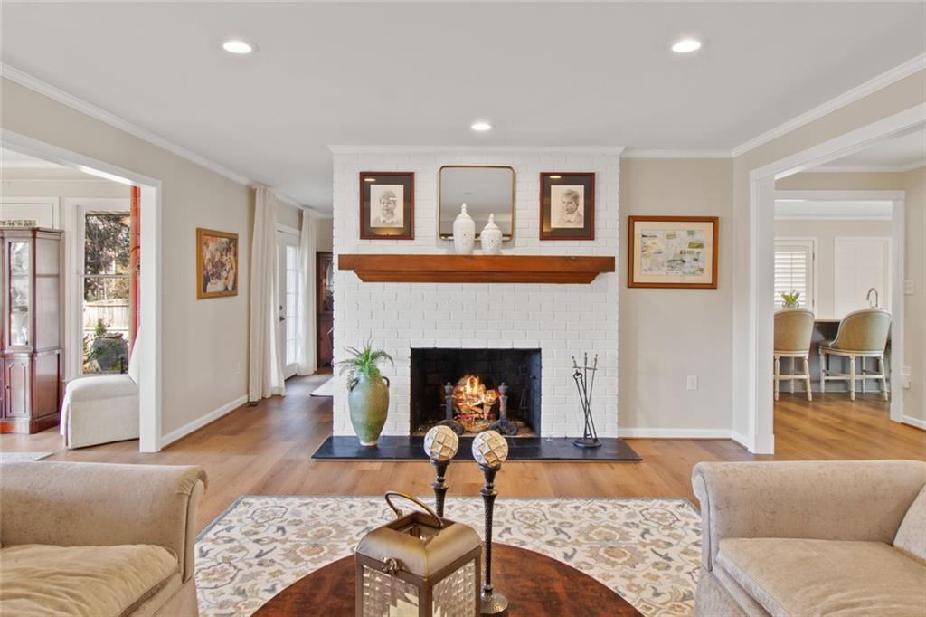 3526 Edgewood Circle