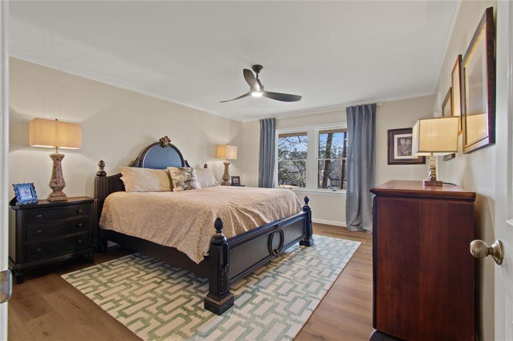 3526 Edgewood Circle