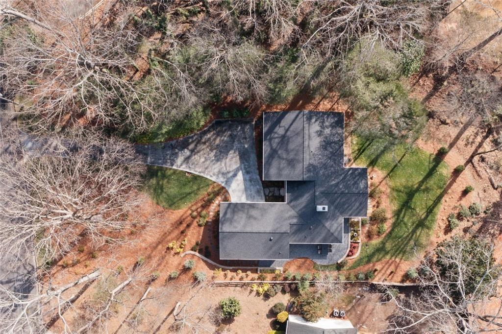 3526 Edgewood Circle